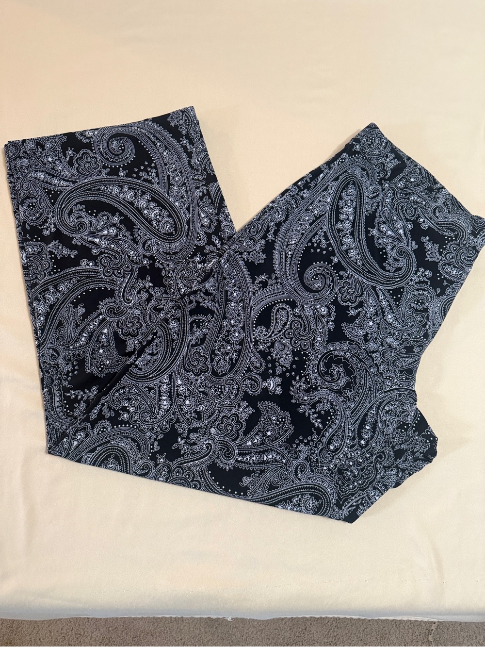 Susan Graver Black White Paisley Pull On Straight Leg Pants Large